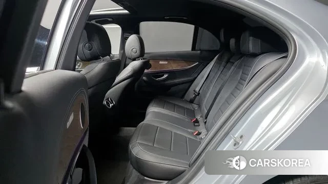 Mercedes-Benz E-Class W213 2022 Серебряный из Кореи, фото 3