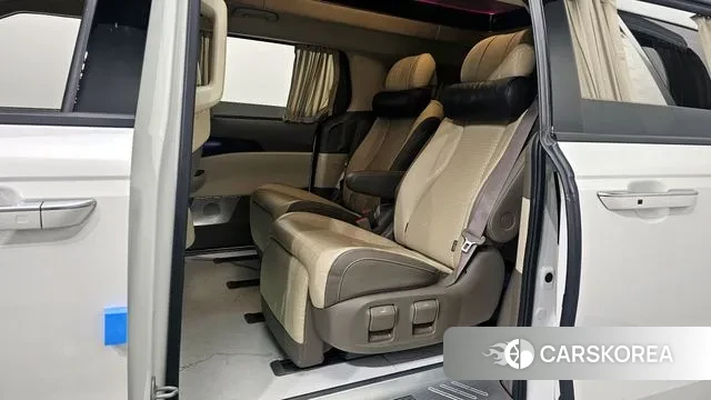 Kia Carnival 4th generation 2023 Белый из Кореи, фото 3