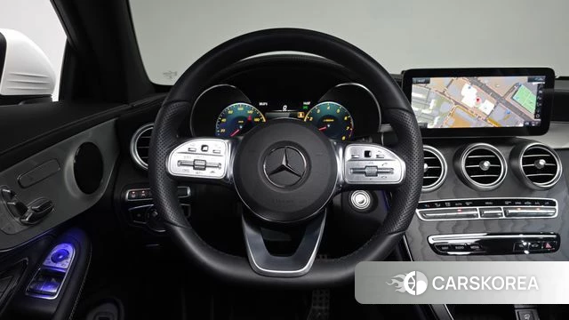 Mercedes-Benz C-Class W205 2023 Белый из Кореи, фото 3