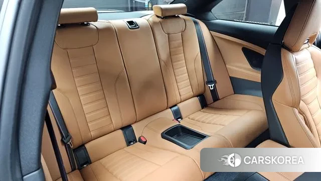 BMW M2 (G87) 2023 Белый из Кореи, фото 3