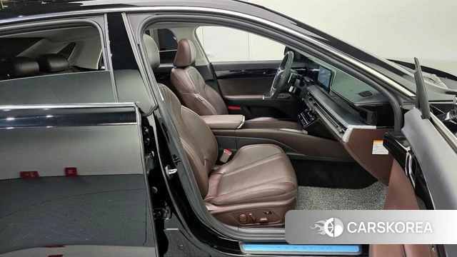 Hyundai Grandeur Hybrid (GN7) 2024 Черный из Кореи, фото 3