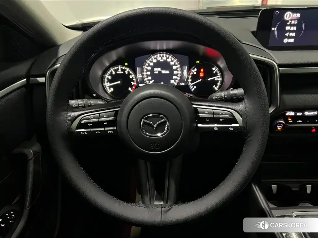Mazda CX-50 2024 Черный из Китая, фото 3