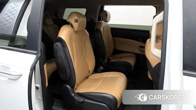 Kia Carnival 4th generation 2023 Белый из Кореи, фото 3