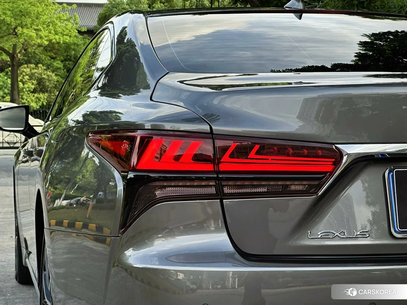 Lexus LS 2020 Темно-серый из Китая, фото 3