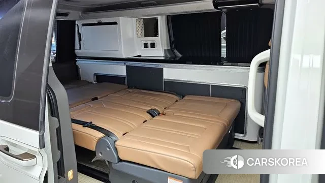 Hyundai Staria 2024 Белый из Кореи, фото 3