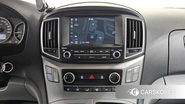 Hyundai The New Grand Starex 2018 Белый из Кореи, фото 3