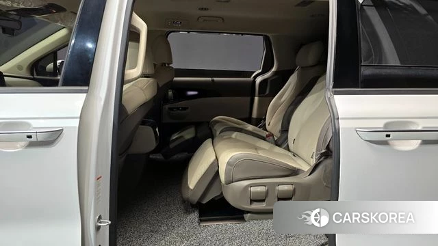 Kia Carnival 4th generation 2021 Белый из Кореи, фото 3