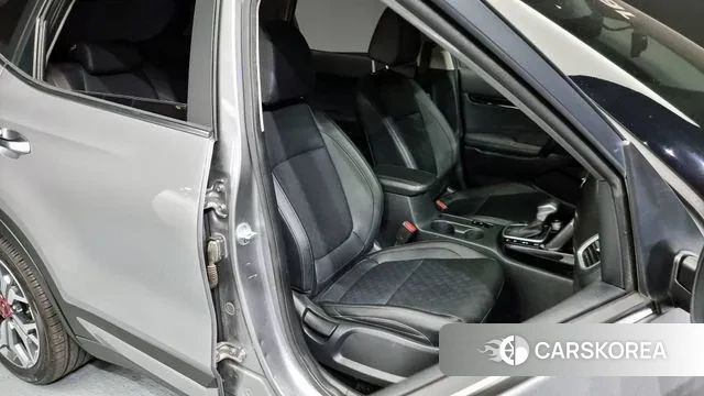 Kia Seltos 2019 Серый из Кореи, фото 3