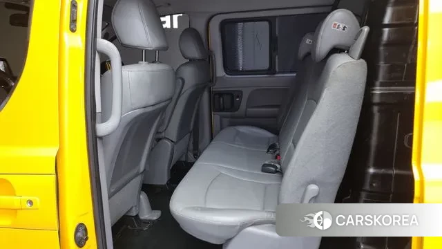 Hyundai The New Grand Starex 2019 Желтый из Кореи, фото 3