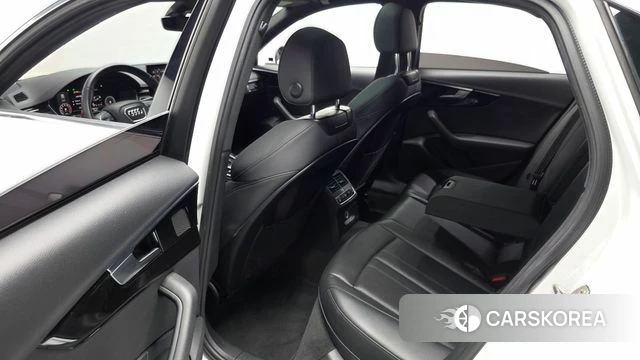 Audi A4 (B9) 2021 Белый из Кореи, фото 3