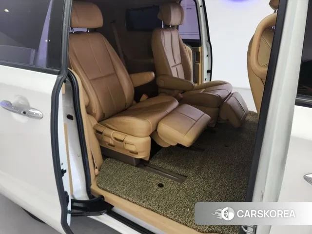 Kia The New Carnival 2019 Белый из Кореи, фото 3