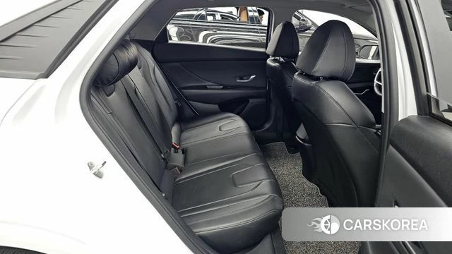 Hyundai Avante (CN7) 2021 Белый из Кореи, фото 3