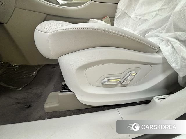 Roewe iMAX8 DMH 2024 Белый из Китая, фото 3