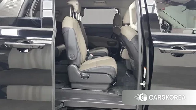Kia The New Carnival 4th Generation 2024 Черный из Кореи, фото 3