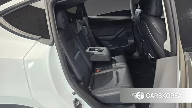 Tesla Model Y 2022 Белый из Кореи, фото 3