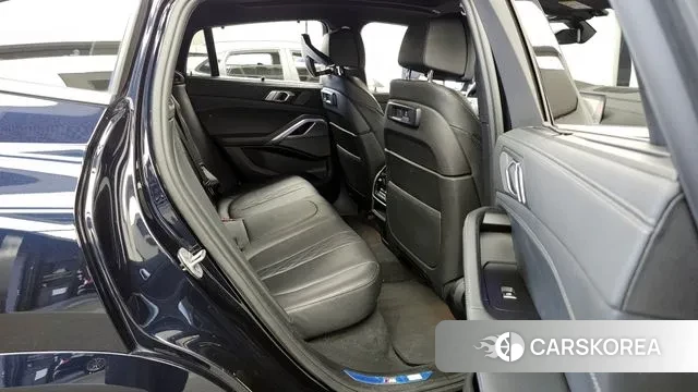 BMW X6 (G06) 2022 Черный из Кореи, фото 3