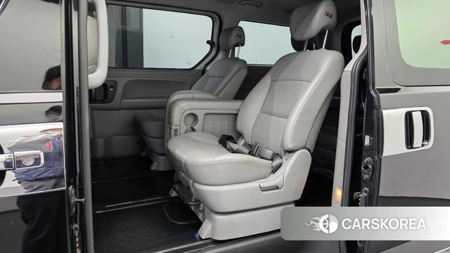 Hyundai The New Grand Starex 2019 Черный из Кореи, фото 3