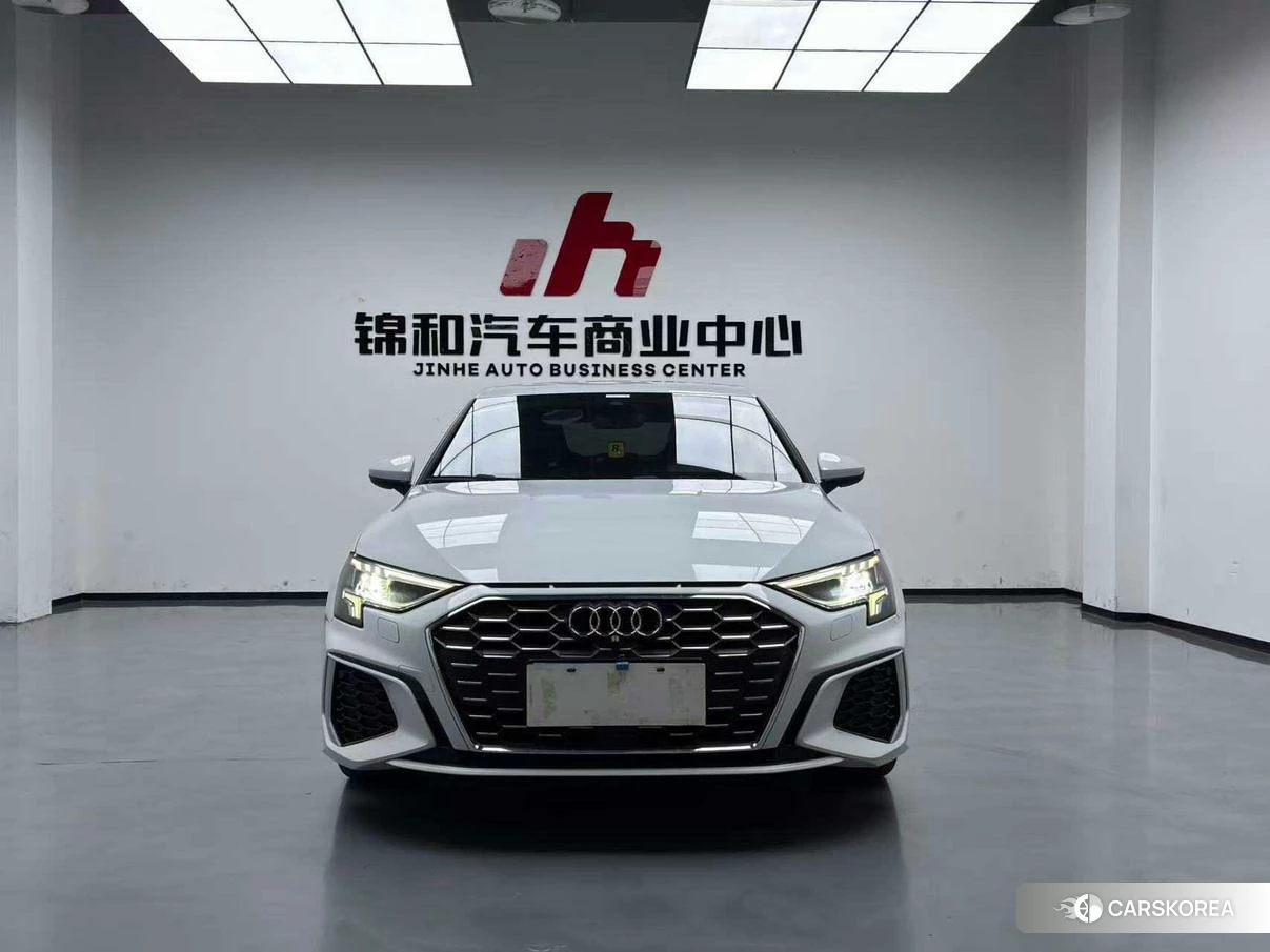 Audi A3 2021 Белый из Китая, фото 3