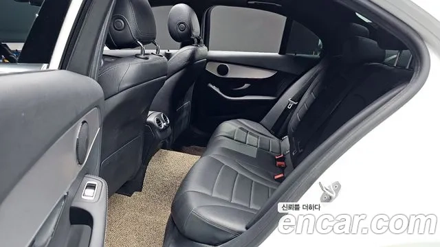 Mercedes-Benz C-Class W205 2021 Белый из Кореи, фото 3