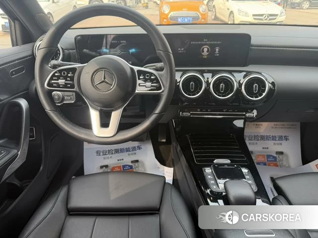 Mercedes-Benz Class A 2021 Черный из Китая, фото 3