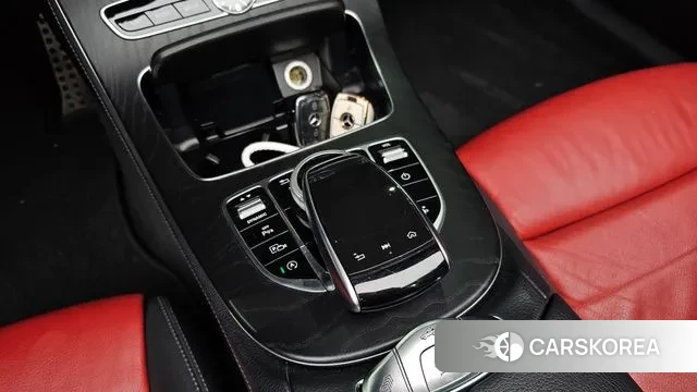 Mercedes-Benz E-Class W213 2018 Черный из Кореи, фото 3