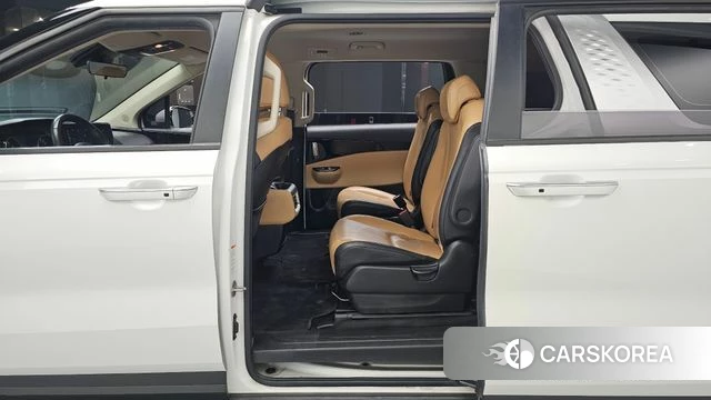Kia Carnival 4th generation 2022 Белый из Кореи, фото 3