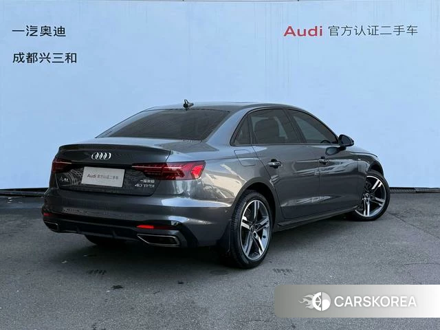 Audi A4L 2023 Темно-серый из Китая, фото 3