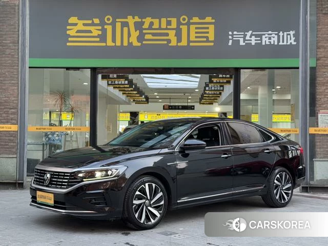 Volkswagen Passat 2022 Черный из Китая, фото 3