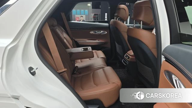 Genesis GV70 2023 Белый из Кореи, фото 3