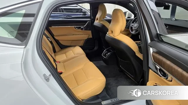 Volvo S90 2024 Белый из Кореи, фото 3