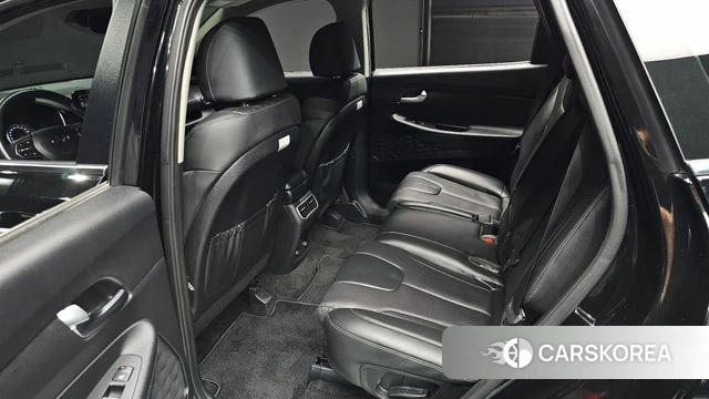 Hyundai The New Santa Fe 2022 Черный из Кореи, фото 3