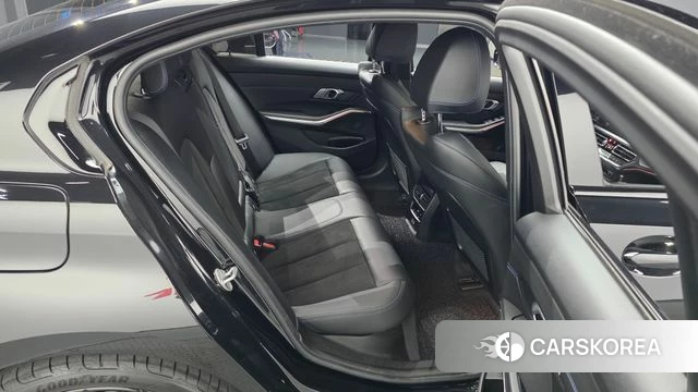 BMW 3 Series (G20) 2021 Черный из Кореи, фото 3