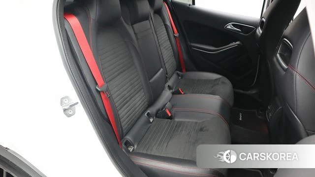 Mercedes-Benz GLA-Class X156 2019 Белый из Кореи, фото 3