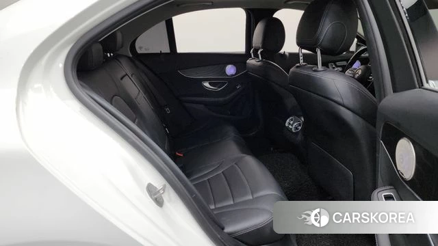 Mercedes-Benz C-Class W205 2019 Белый из Кореи, фото 3