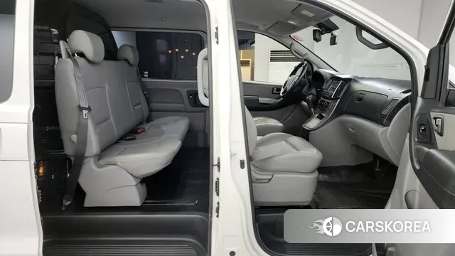 Hyundai The New Grand Starex 2020 Белый из Кореи, фото 3