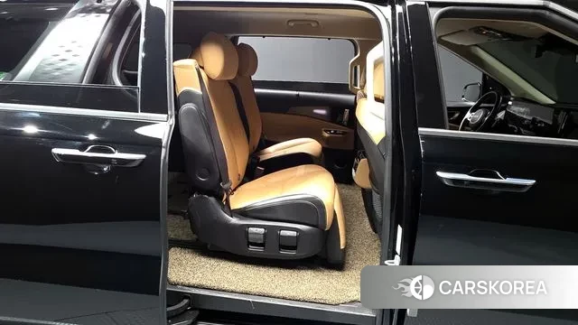 Kia Carnival 4th generation 2022 Черный из Кореи, фото 3