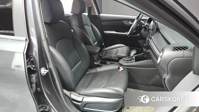 Kia Come New K3 2020 Серый из Кореи, фото 3