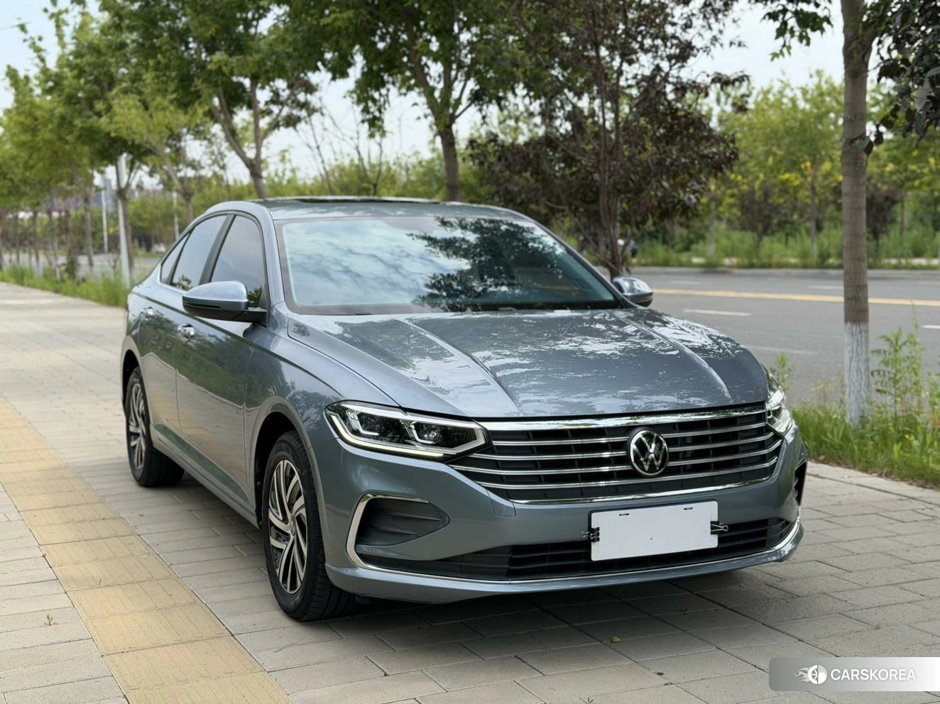 Volkswagen Lavida 2022 Синий из Китая, фото 3