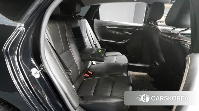 Chevrolet (GM Daewoo) Impala 2018 Черный из Кореи, фото 3