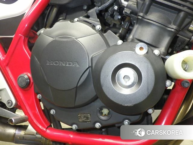Проданный Honda CB400SF BOLDOR 2011 из Японии, фото 2