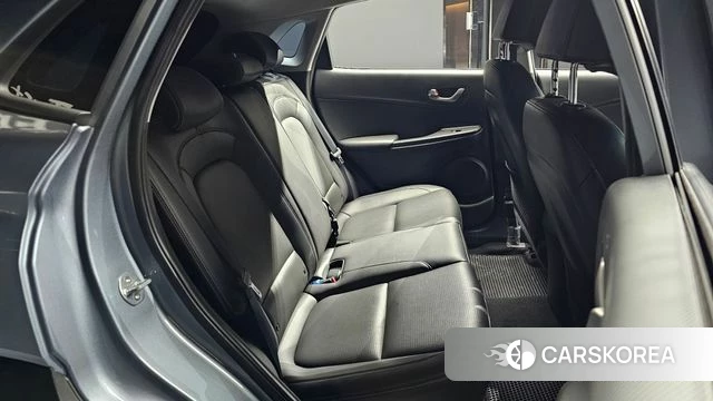 Hyundai Kona 2019 Светло-серебряный цвет из Кореи, фото 3