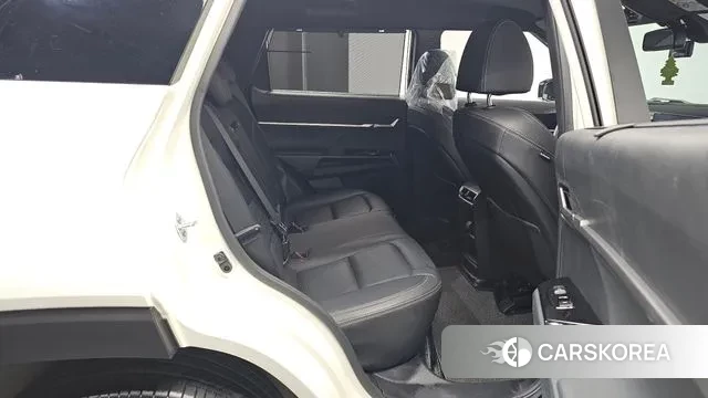 Ssangyong Torres 2023 Жемчужный цвет из Кореи, фото 3