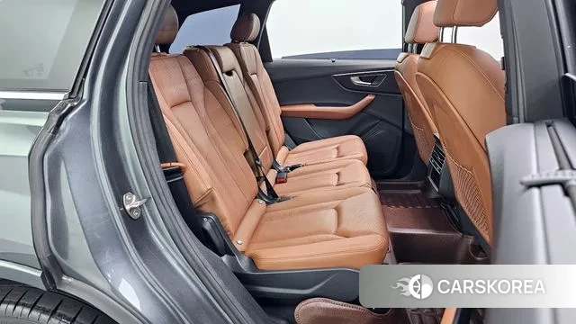 Audi Q7 (4M) 2023 Серый из Кореи, фото 3