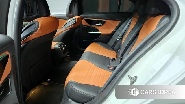 Mercedes-Benz C-Class W206 2023 Белый из Кореи, фото 3