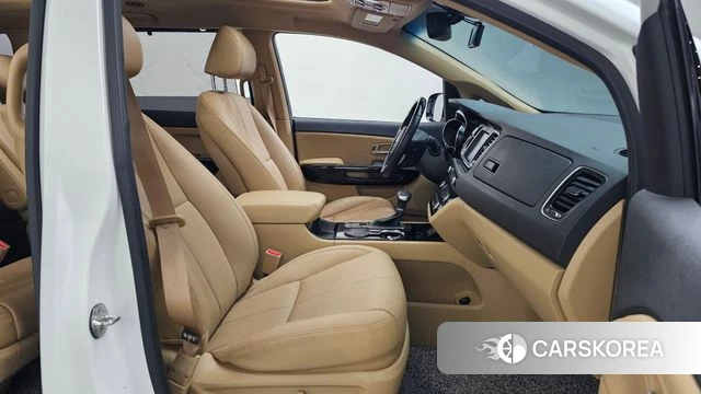 Kia The New Carnival 2018 Белый из Кореи, фото 3