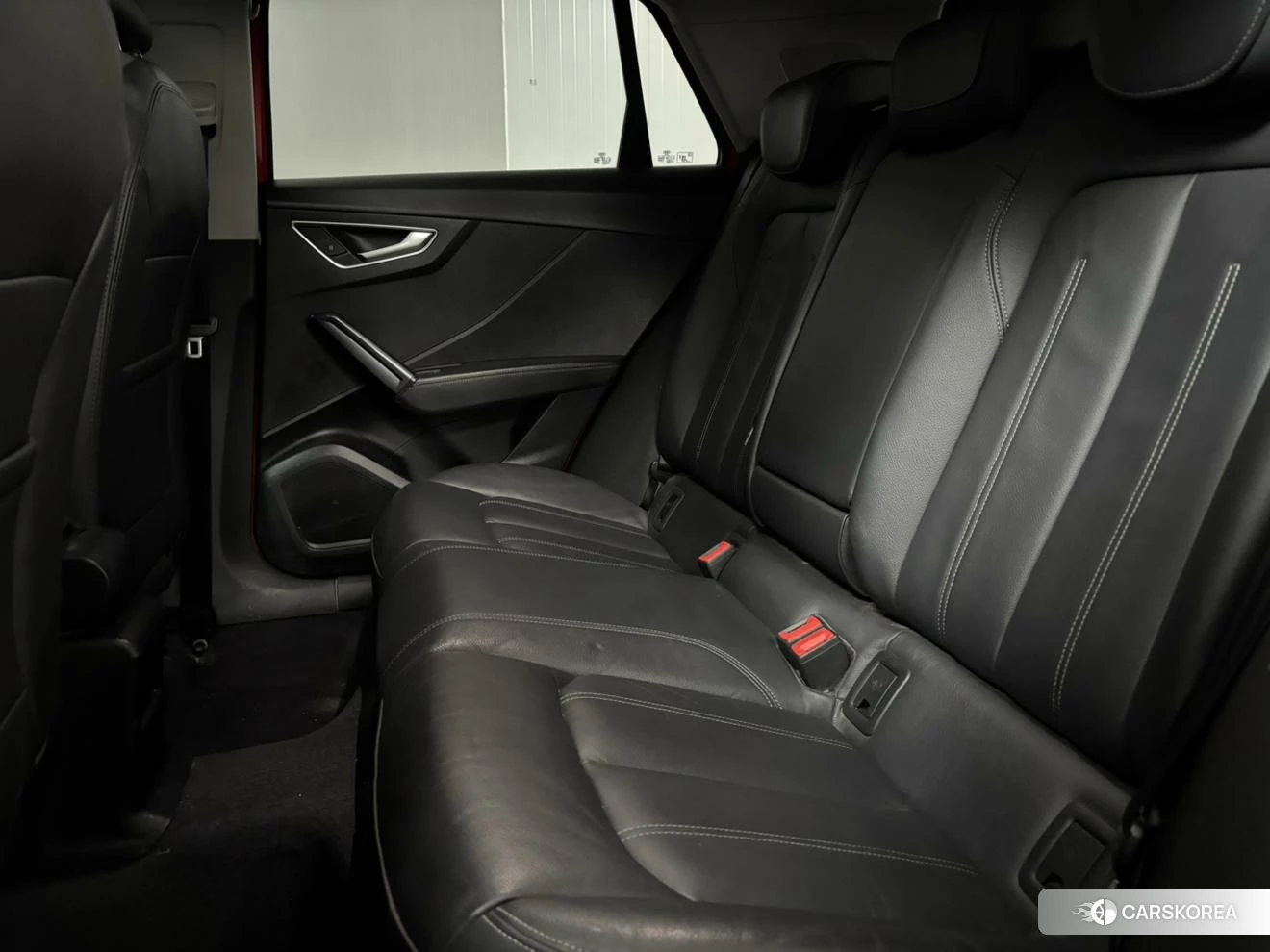 Audi Q2L 2021 Красный из Китая, фото 3