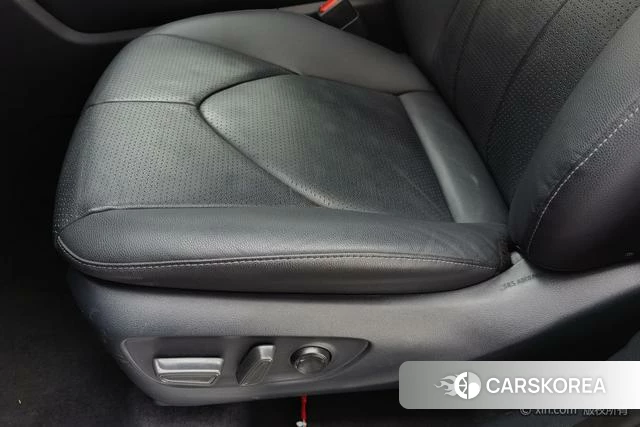 Toyota Highlander 2024 Черный из Китая, фото 3