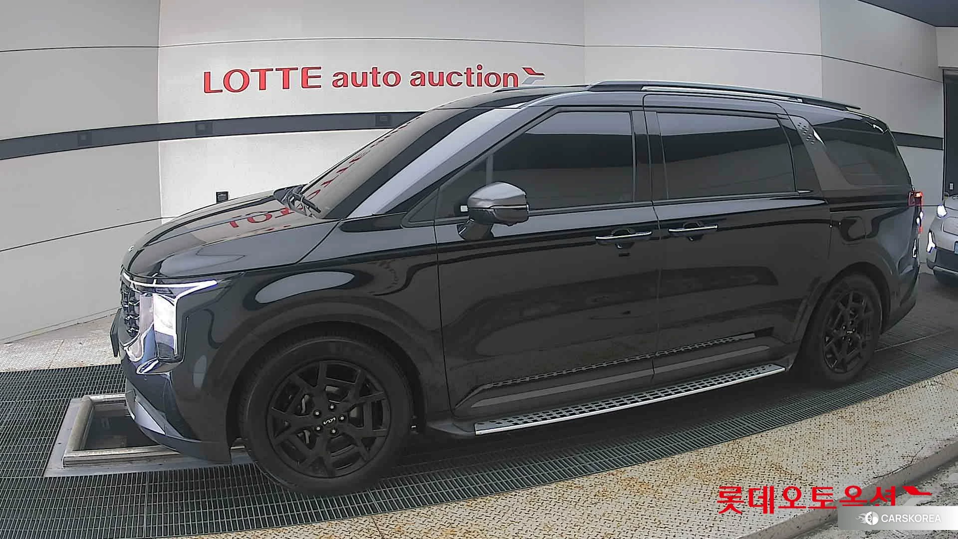 Kia Carnival Hybrid 2025 Черный из Кореи, фото 3