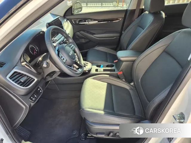 Kia Seltos 2022 Белый из Кореи, фото 3