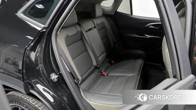 Chevrolet (GM Daewoo) Trax Crossover 2023 Черный из Кореи, фото 3